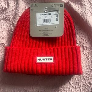 Hunter Red Ribbed Beanie
